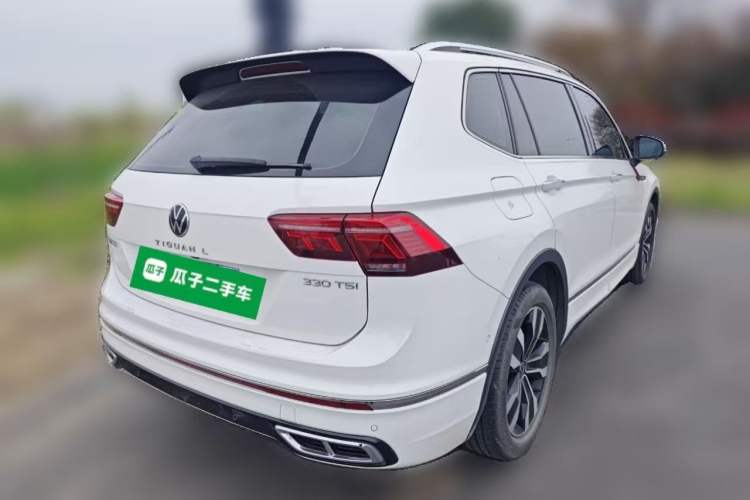 Used Volkswagen Tiguan L 2022 330TSI Automatic Two-Wheel Drive R-Line Enhanced Edition Rear Right 45 Deg