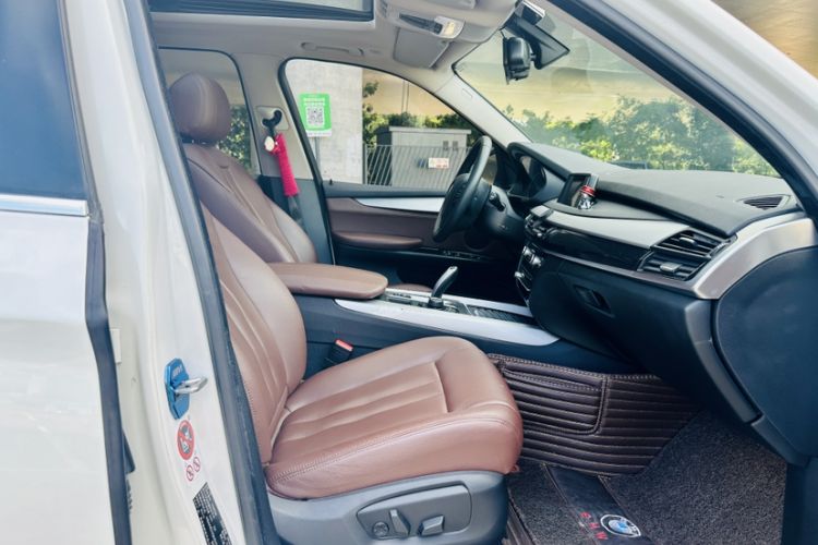 Used BMW X5 2016 xDrive35i parallel import
