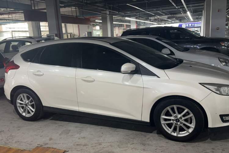 Used Ford Focus 2017 Hatchback EcoBoost 180 Automatic Elite Model