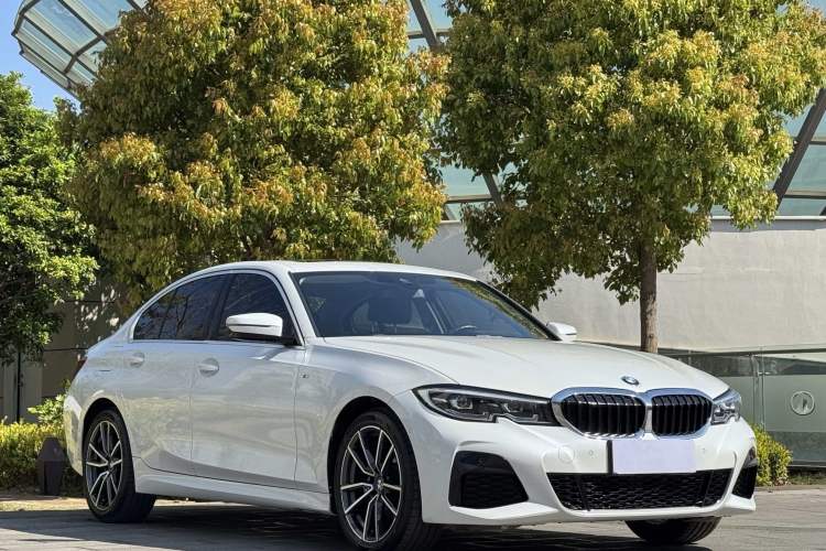 Used BMW 3 Series 2020 Facelifted 325i M Sport Package Exterior 2