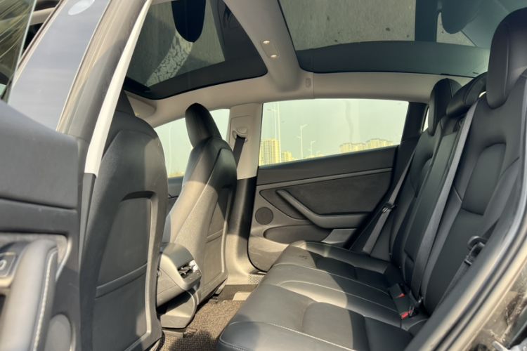 Used Tesla Model 3 2021 Revised Performance Version with All-Wheel Drive 3D1