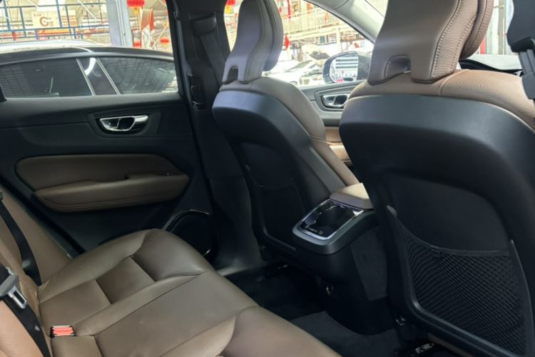 Used Volvo XC60 2020 T5 4x4 Zhiyi Luxury Edition