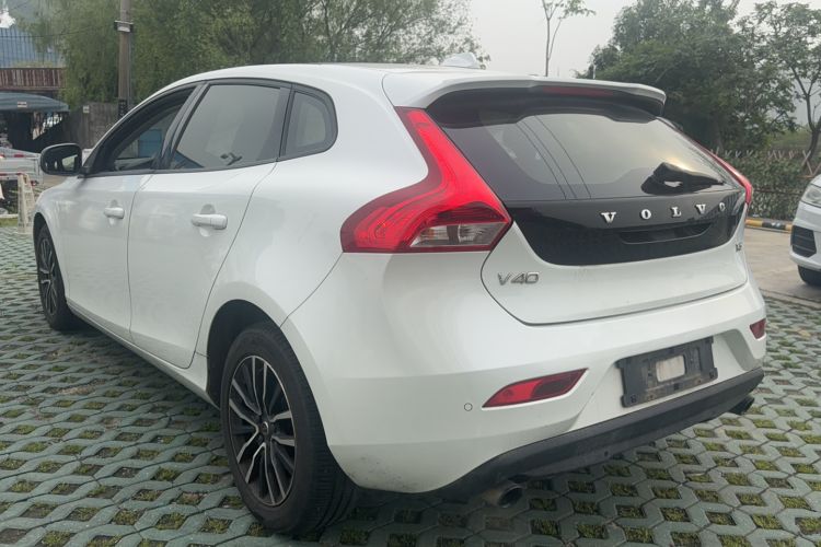 Used Volvo V40 2018 T3 Zhiyi Edition Exterior 1