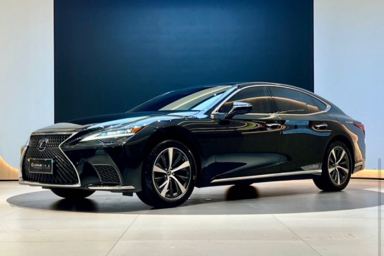 Used Lexus LS 2021 500h Excellence Edition