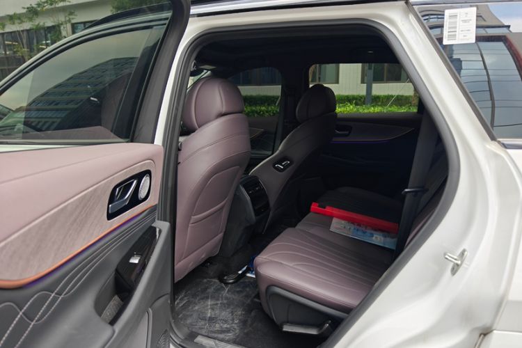 Used Chery Tiggo 9 2025 2.0T Automatic Two-Wheel Drive Luxury Edition 5 Seats