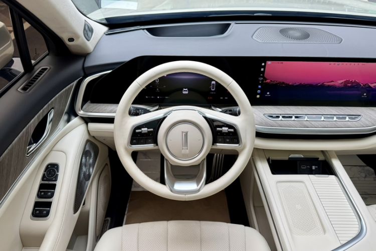 Used Wey Lanshan 2023 Four-Wheel Drive Ultra-Long Range Version