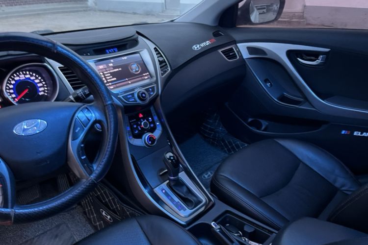 Used Hyundai Elantra (5th Generation / Langdong) 2016 1.6L Automatic Prestige Model