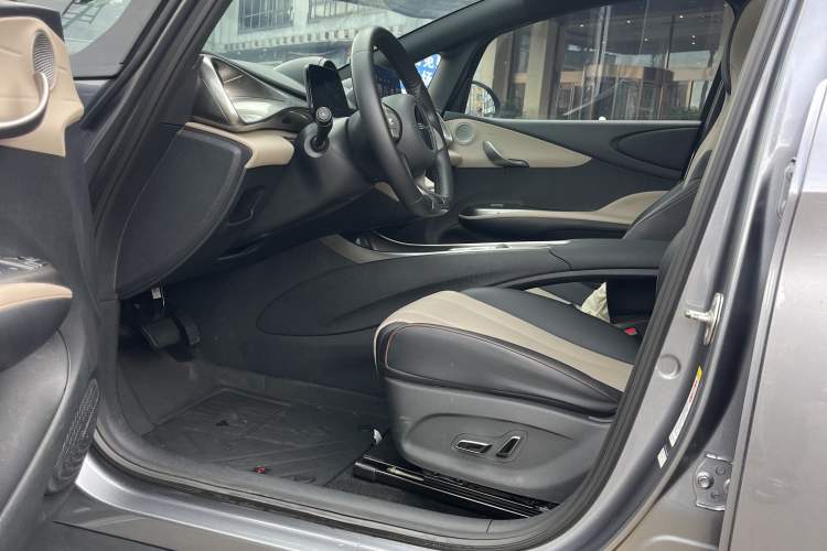 Used BYD Dolphin 2023 420 km Fashion Edition