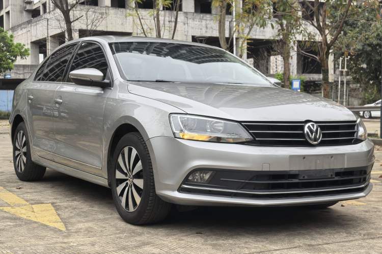 Used Volkswagen Sagitar 2018 1.6L Manual Comfort Model