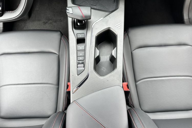 Used CHANGAN X5 PLUS 2024 1.5T DCT ZhiZun Version Interior 8