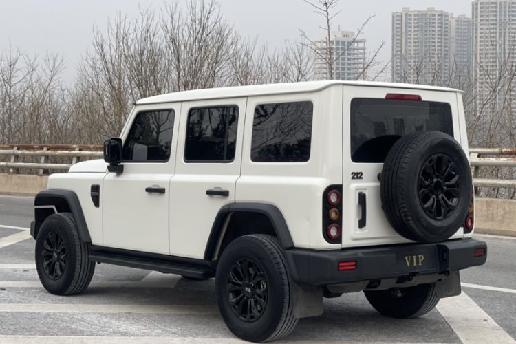 Used 212 T01 2024 2.0T Mechanic
