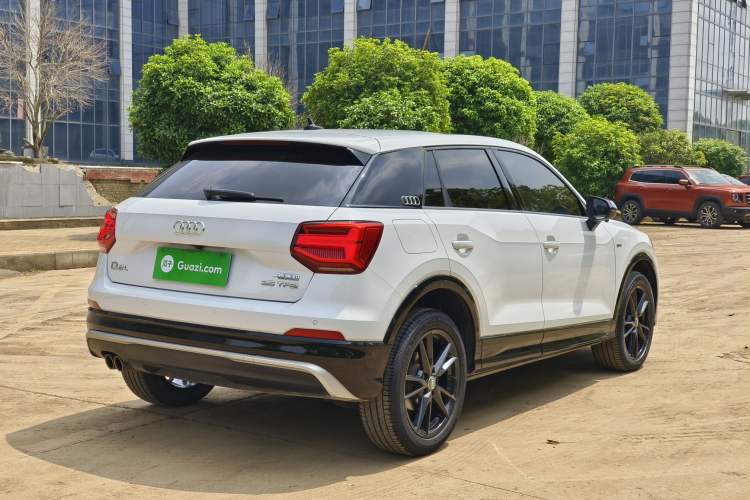 Used Audi Q2L 2021 35 TFSI Progressive Dynamic Edition Exterior 6