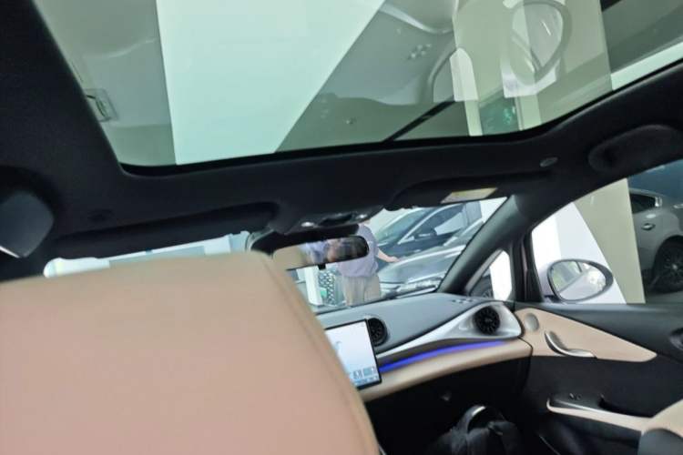 Used BYD Dolphin 2025 Intelligent Driving Version 410 km Fashion Edition