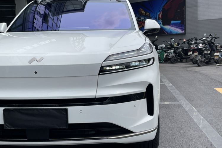 Used ONVO Luxeed L90 2025 Model—Max Six-Seater Version Exterior 3