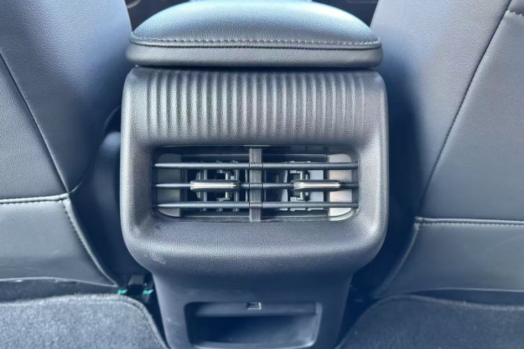 Used Baojun Yunhai 2024 140km Plug-in Hybrid Version
