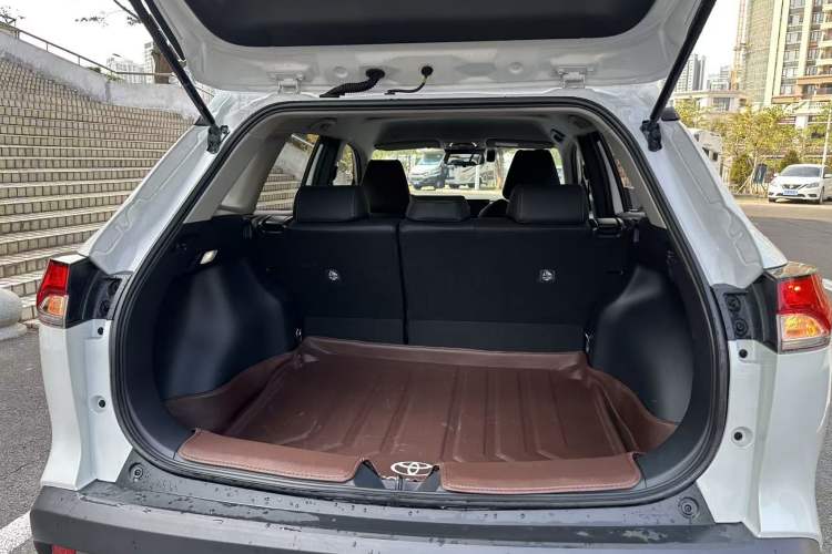 Used Toyota Corolla Cross 2023 2.0L Pioneer Edition