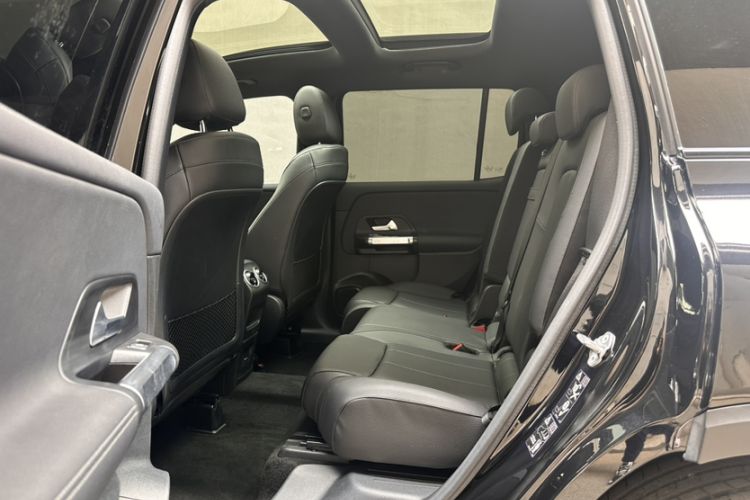 Used Mercedes-Benz GLB 2021 GLB 200 4MATIC Interior 5