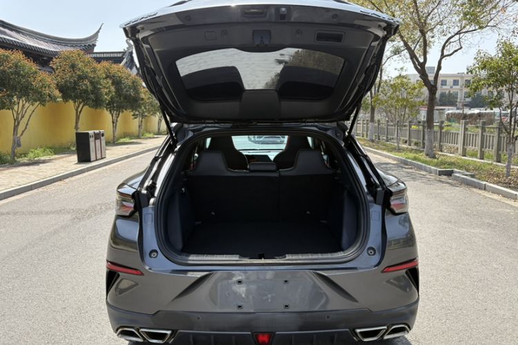 Used CHANGAN UNI-T 2020 1.5T Prestige Version
