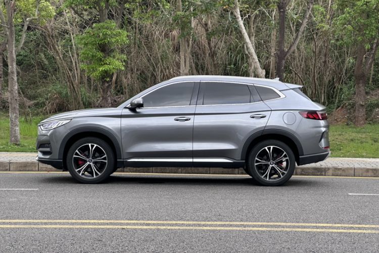 Used BYD Song PLUS 2020 1.5T Automatic Prestige Version Exterior 5