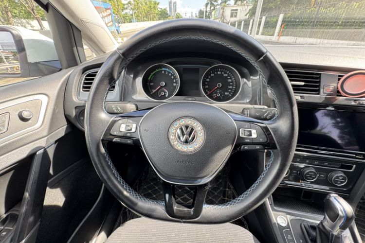 Used Volkswagen Golf Pure Electric 2020 Chari