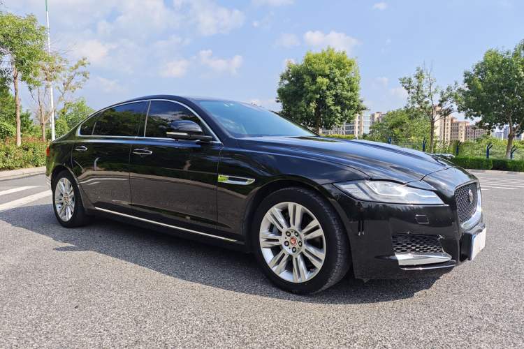 Used Jaguar XFL 2018 XFL 2.0T 250 PS Premium Edition