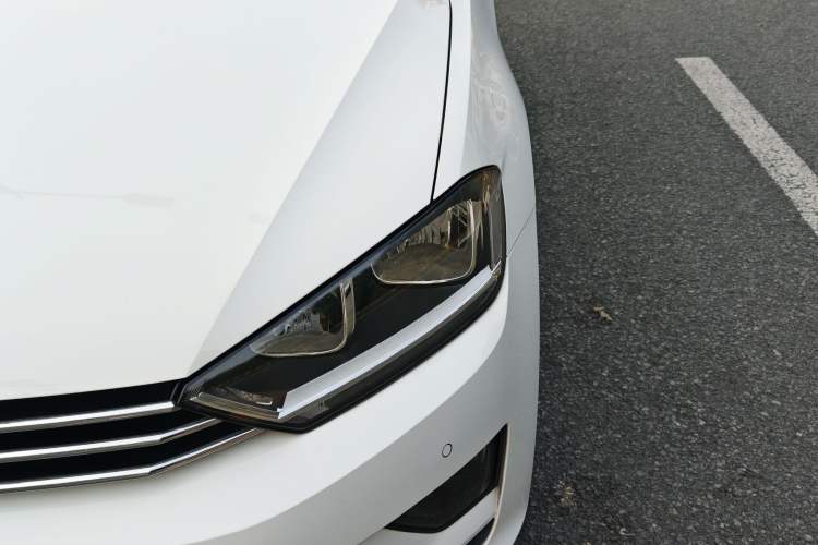 Used Volkswagen Golf Sportsvan 2016 230TSI Automatic Trend Edition
