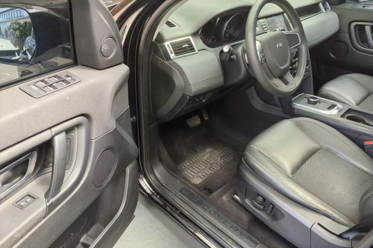 Used Land Rover Discovery Sport 2017 2.0T PURE