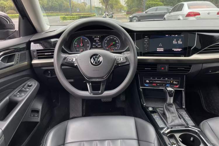 Used Volkswagen Passat New Energy 2020 430 PHEV Hybrid Elite Edition China VI Standard