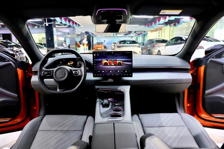 Used Zeekr 001 2025 WE Edition 100 kWh Rear-Wheel Drive