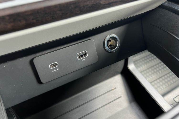 Used Land Rover Defender 2023 90 3.0T P400 XS