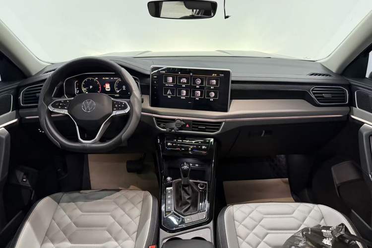 Used Volkswagen Tayron 2023 280TSI Two-Wheel-Drive Luxury Plus Advanced Version