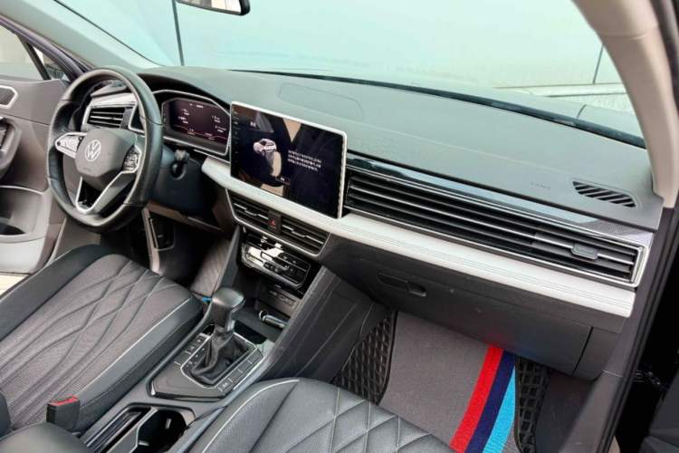 Used Volkswagen Tiguan L 2022 330TSI Automatic Two-Wheel Drive Smart Edition