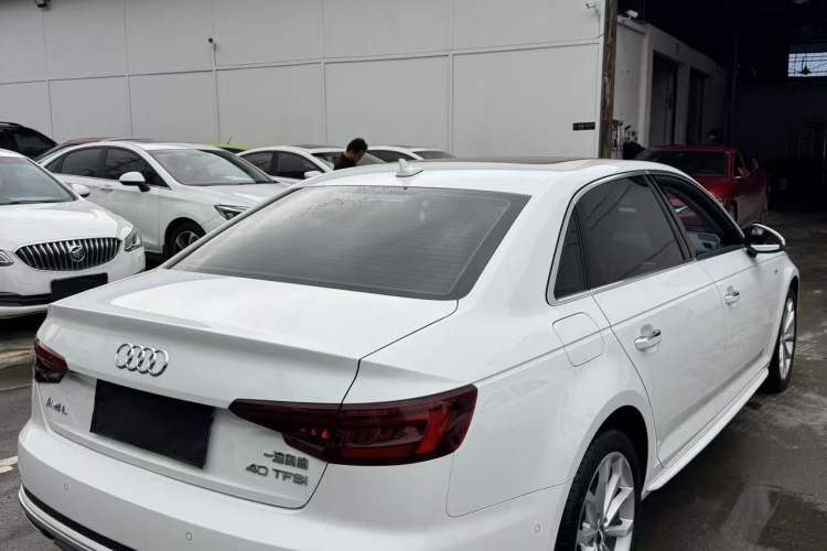 Used Audi A4L 2019 40 TFSI Fashion Edition China VI Emission Standard Exterior 5