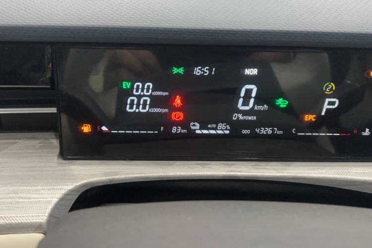 Used JETOUR Dashing i-DM 2022 1.5T DHT Lightning 02
