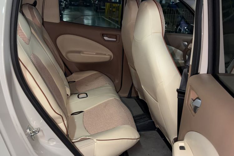 Used Wuling Hongguang MINIEV 2025 Four-Door Version Zhenxiang+ Edition Interior 9