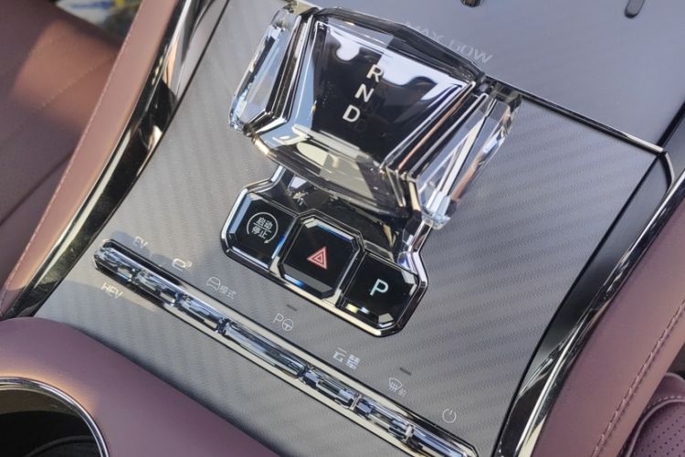 Used Denza Z9GT 2024 1100 Four-Wheel Drive Max Edition
