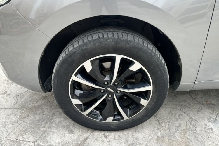 Used Wey VV5 2019 Upgraded Model 2.0T Two-Wheel Drive Ultra-Luxury Version China V Standard