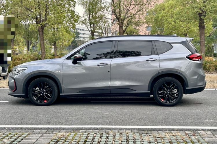 Used Chevrolet Orlando 2020 Light Hybrid Redline 530T Automatic Enjoyment Edition (5+2 Models)