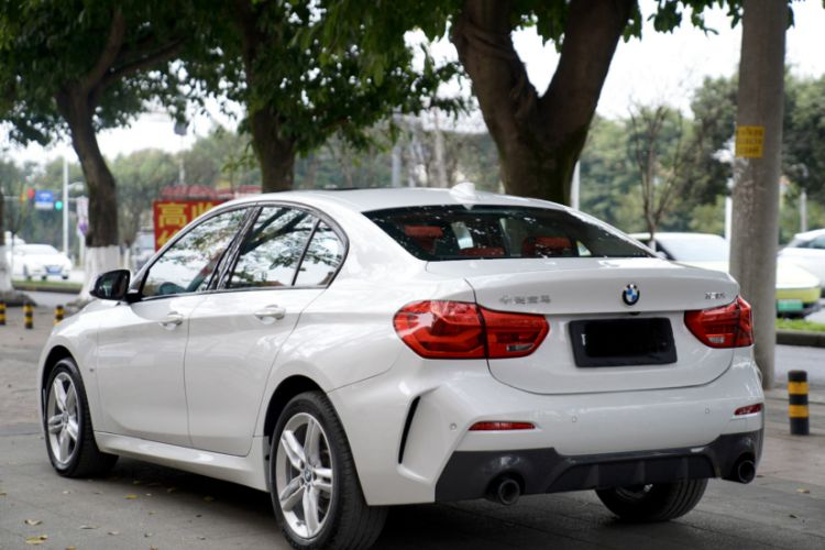 Used BMW 1 Series 2022 120i M Sport Night Edition Exterior 3