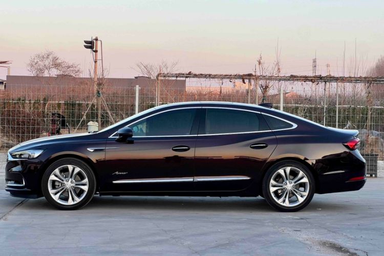 Used Buick LaCrosse 2022 Avenir Avia First Edition