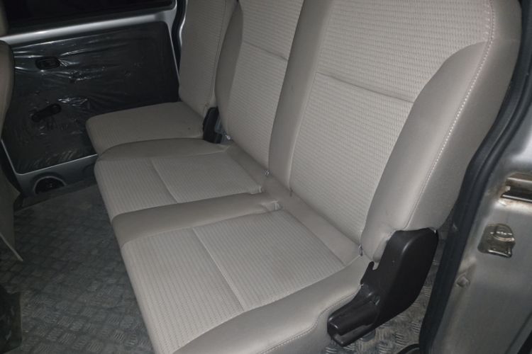 Used Wuling Hongguang V 2019 1.5L Base Version China VI LAR