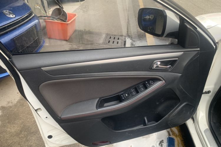 Used Bestune B70 2016 1.8T Automatic Sport Luxury Model
