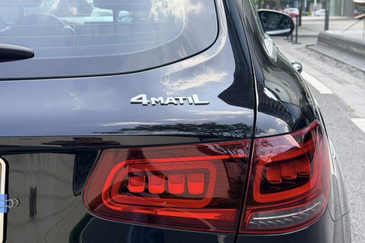 Used Mercedes-Benz GLC 2022 Facelift GLC 260 L 4MATIC Luxury Edition Exterior 1