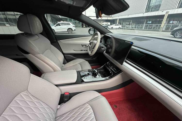 Used BYD Han 2025 EV Intelligent Driving Version 701KM Prestige Model
