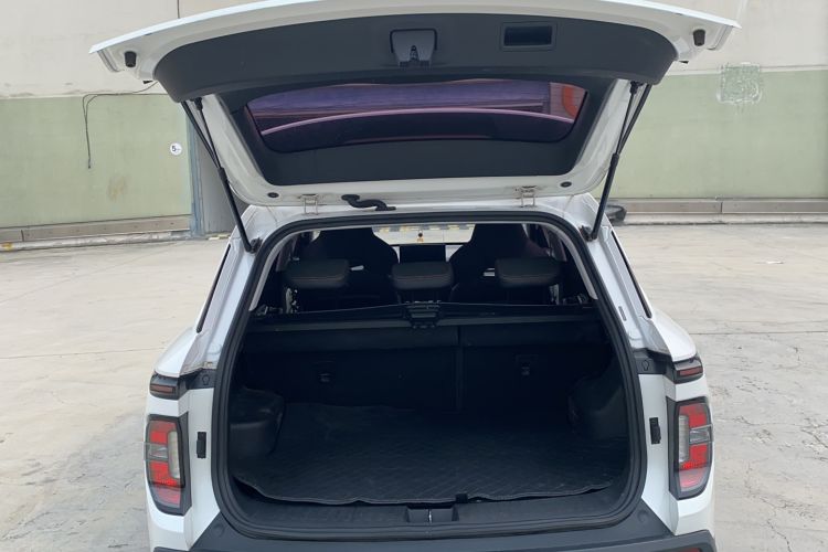 Used Baojun RS-3 2020 1.5L CVT 24-Hour Online Luxury Edition Trunk