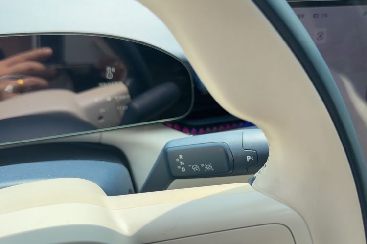 Used Zeekr 007 2024 Four-Wheel Drive Version 75 kWh Gear Lever