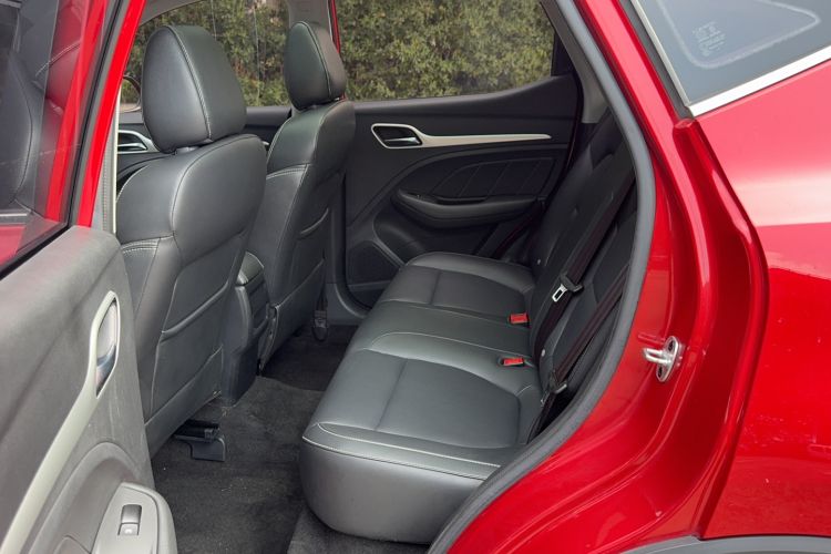 Used MG ZS 2018 1.5L Automatic Luxury Edition China V Standard
