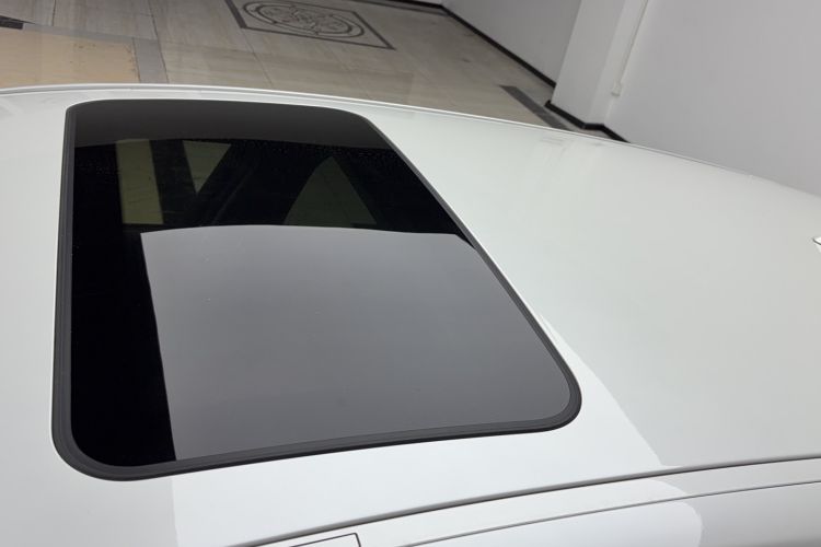 Used BMW 1 Series 2018 118i Sport Design Package Roof