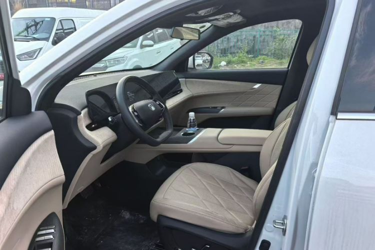 Used CHANGAN CS75 PLUS 2025 4th Generation 1.5T New Blue Whale Smart Luxury Edition