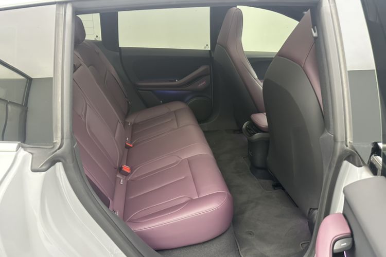 Used Nio ET5T 2024 75kWh Touring Interior 4